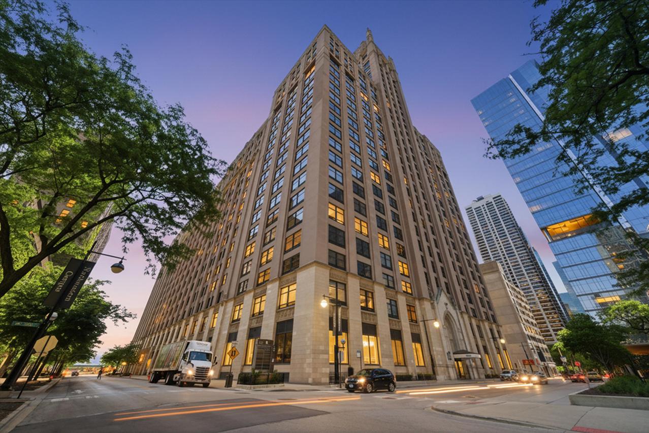 680 N Lake Shore Dr. #822, Chicago, IL 60611