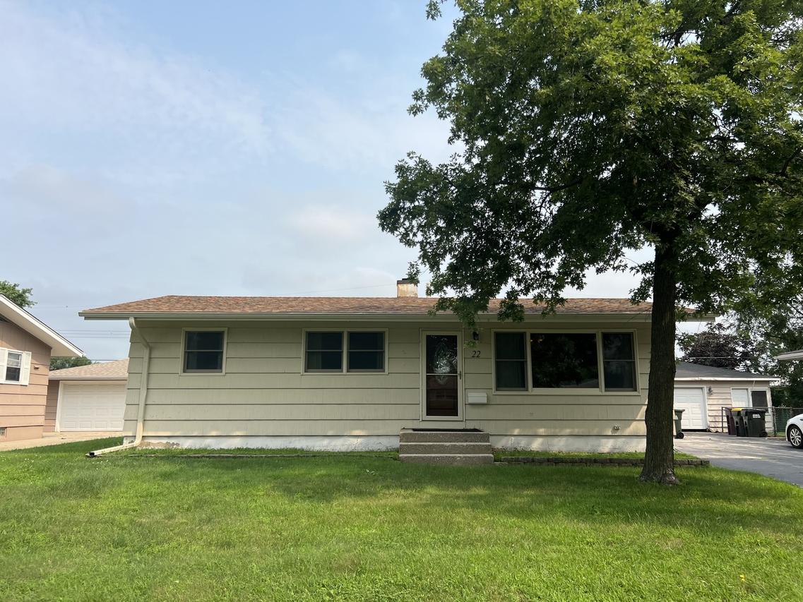 22 Arrowhead Dr., Thornton, IL 60476