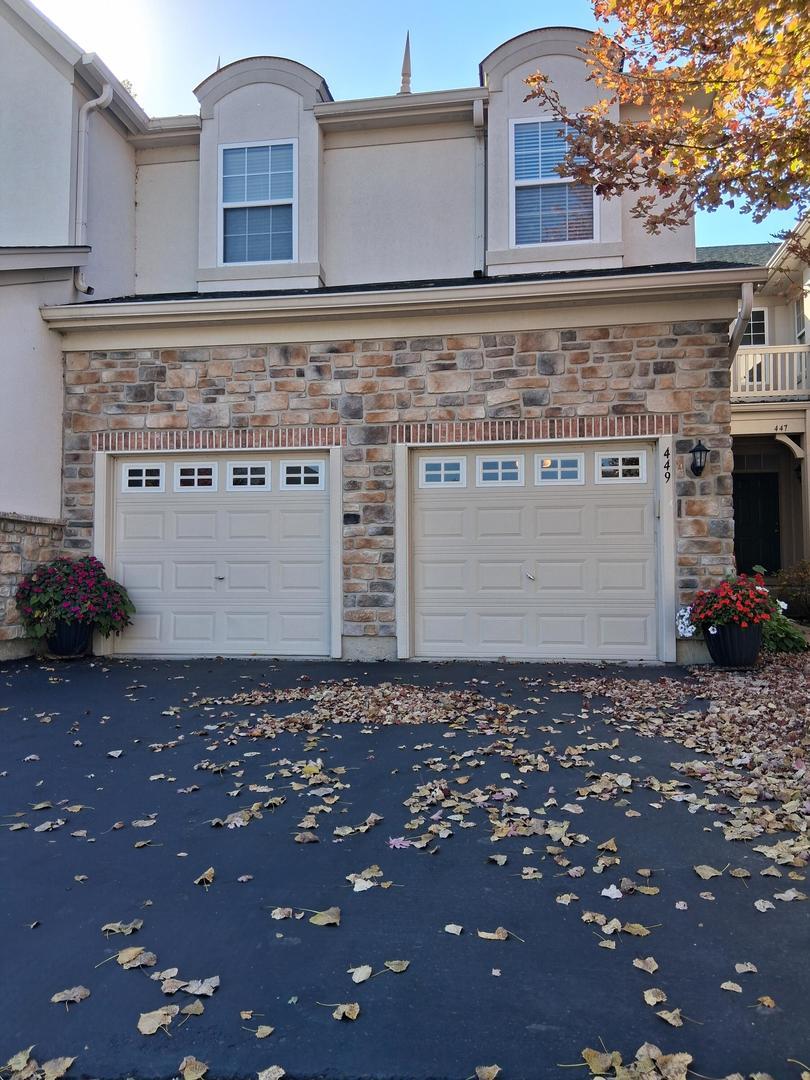 449 N Bay Tree Cir., Vernon Hills, IL 60061