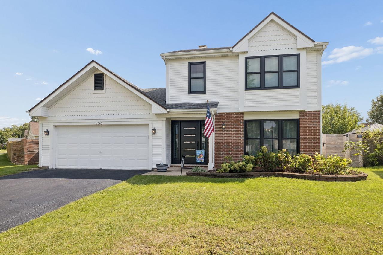 556 Foxford Rd., Bartlett, IL 60103