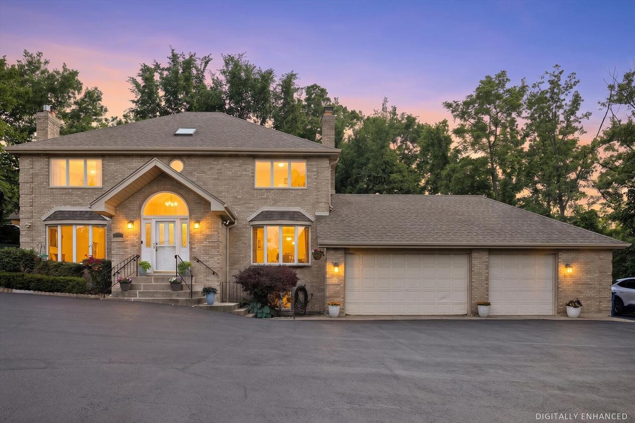 11131 Dineff Rd., Lemont, IL 60439