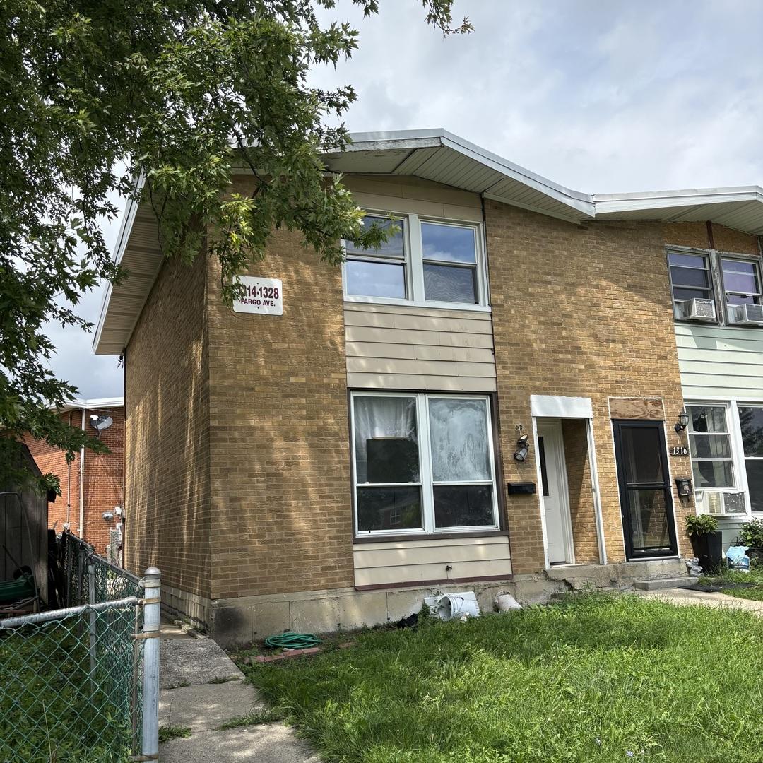 1314 Fargo Ave., Des Plaines, IL 60018