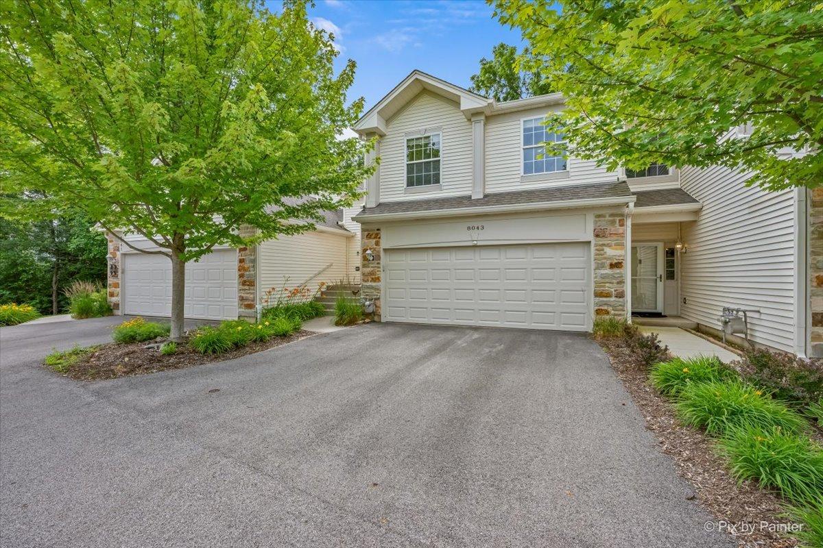 8043 Sierra Woods Ln., Carpentersville, IL 60110