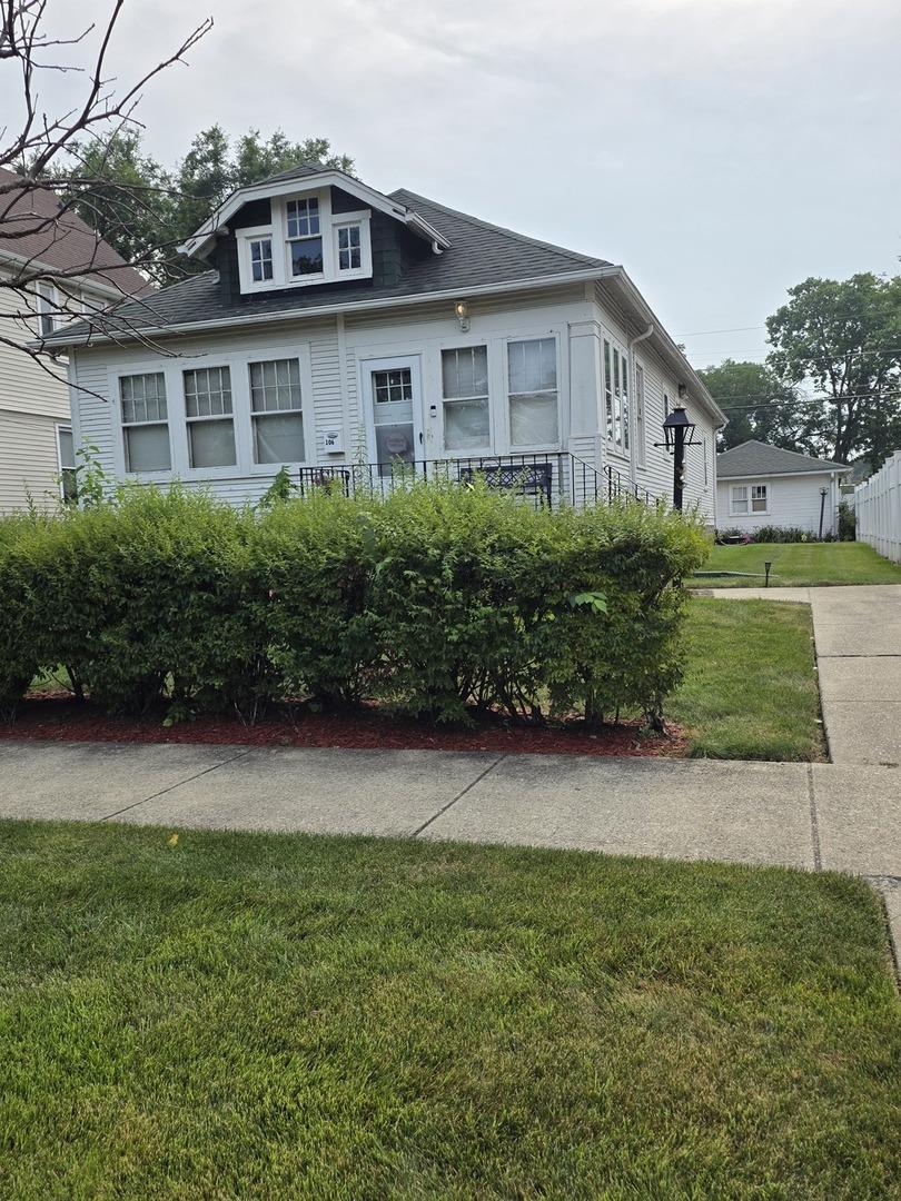 106 Sawyer Ave., La Grange, IL 60525