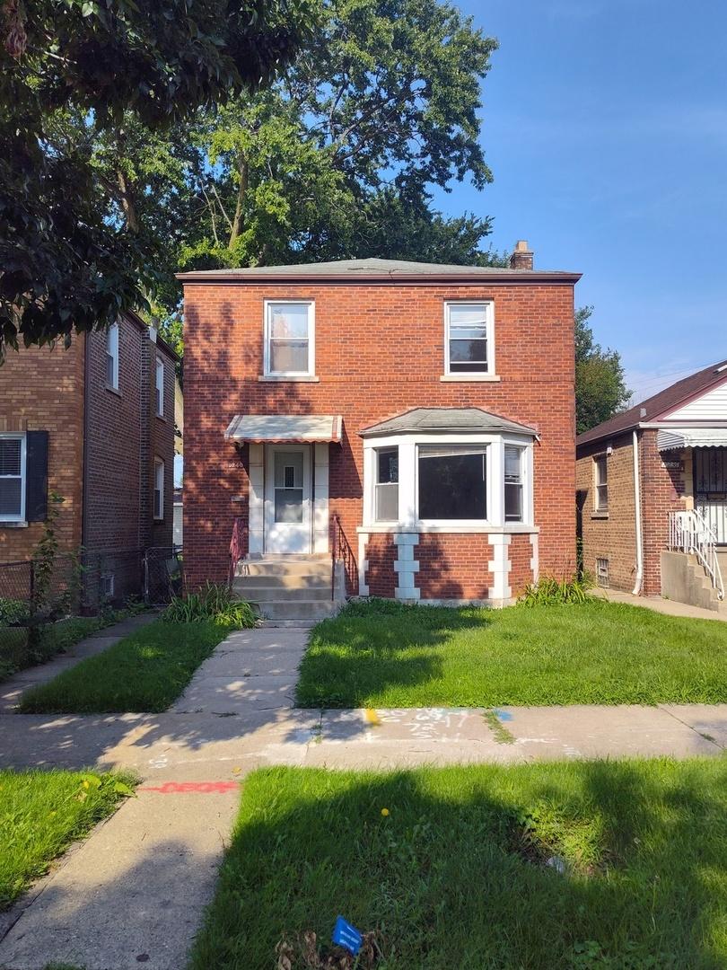 10240 S Forest Ave., Chicago, IL 60628