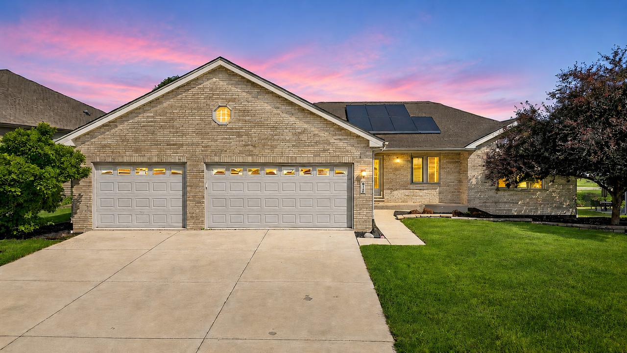 611 Edgewater Dr., Minooka, IL 60447