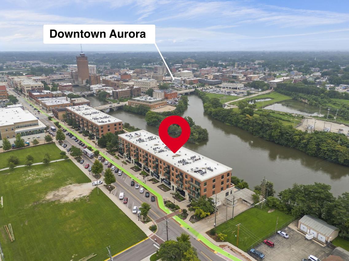 160 S River St. #215, Aurora, IL 60506