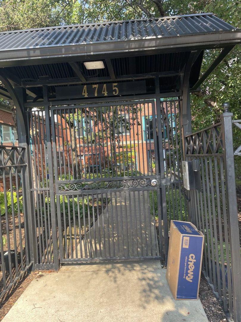 4745 N Ravenswood Ave. #408, Chicago, IL 60640