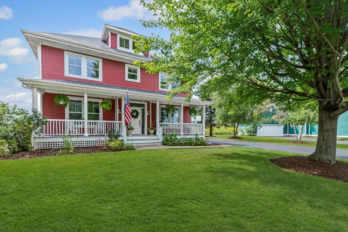 1117 Hedgerow Dr., Grayslake, IL 60030