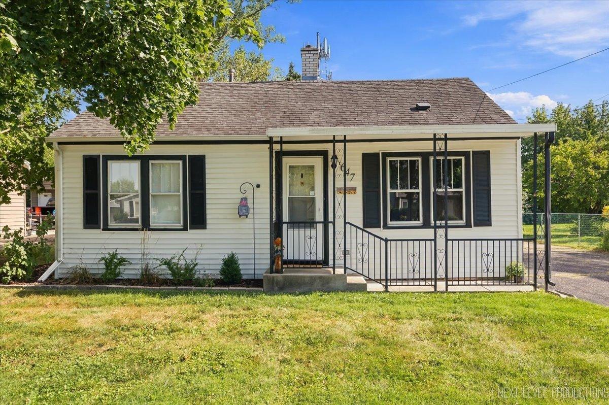 647 E Prairie Ave., Lombard, IL 60148