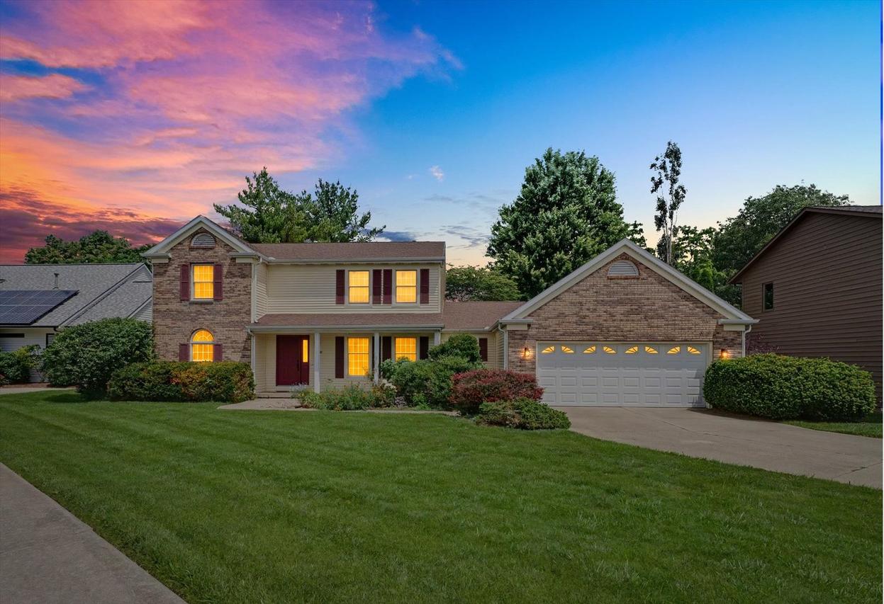 2918 Robeson Park Dr., Champaign, IL 61822