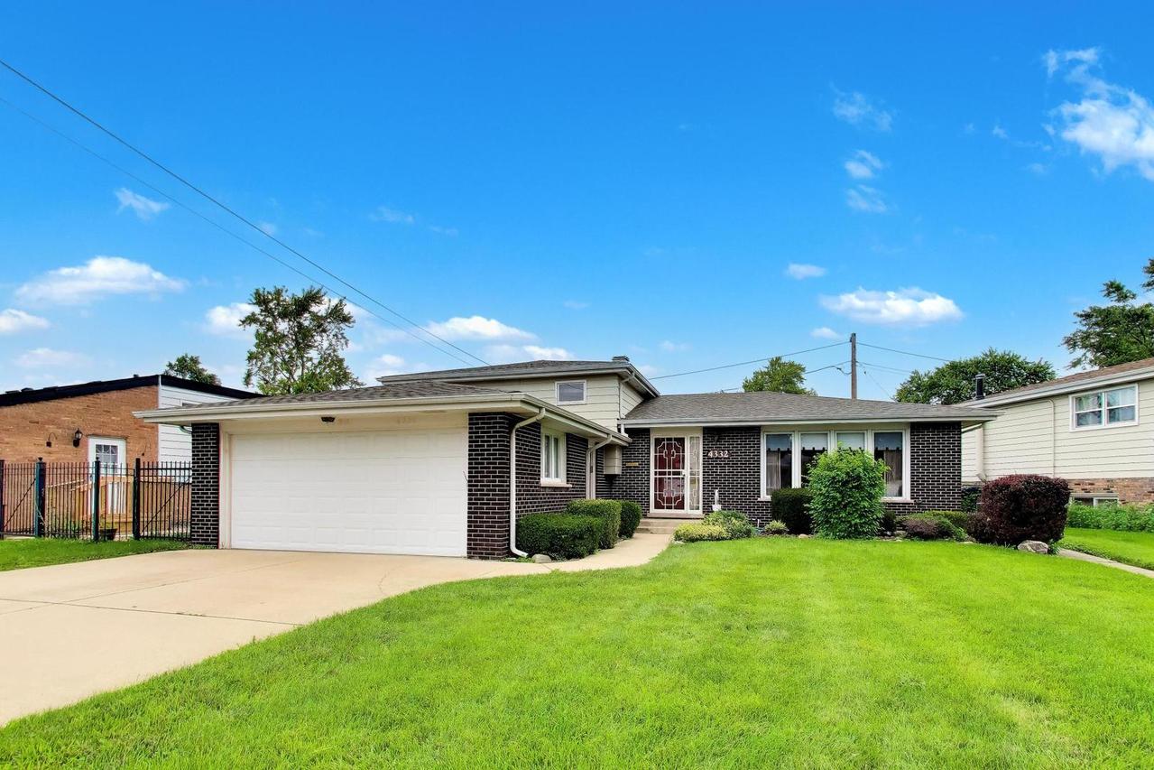 4332 W 118th Pl., Alsip, IL 60803