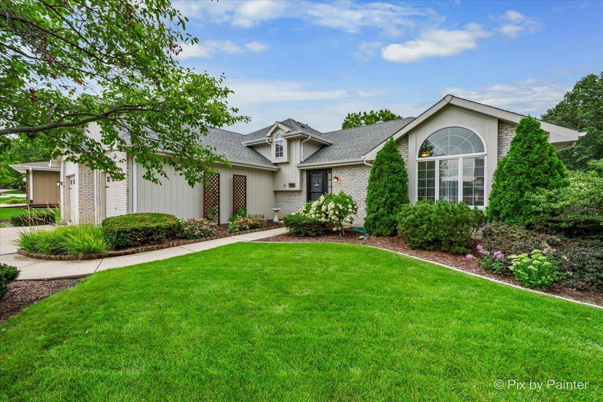 708 Ravinia Dr., Shorewood, IL 60404