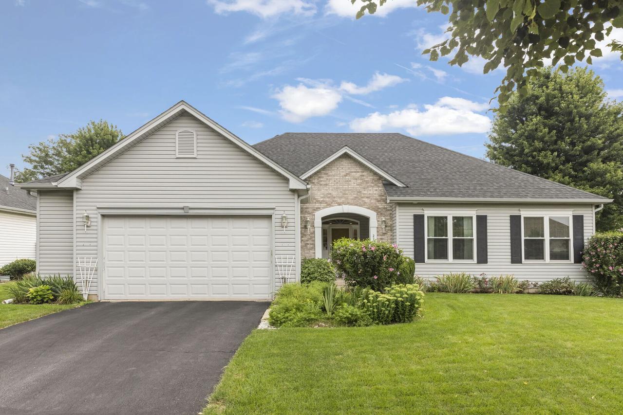 2168 Whitetail Dr., Aurora, IL 60503