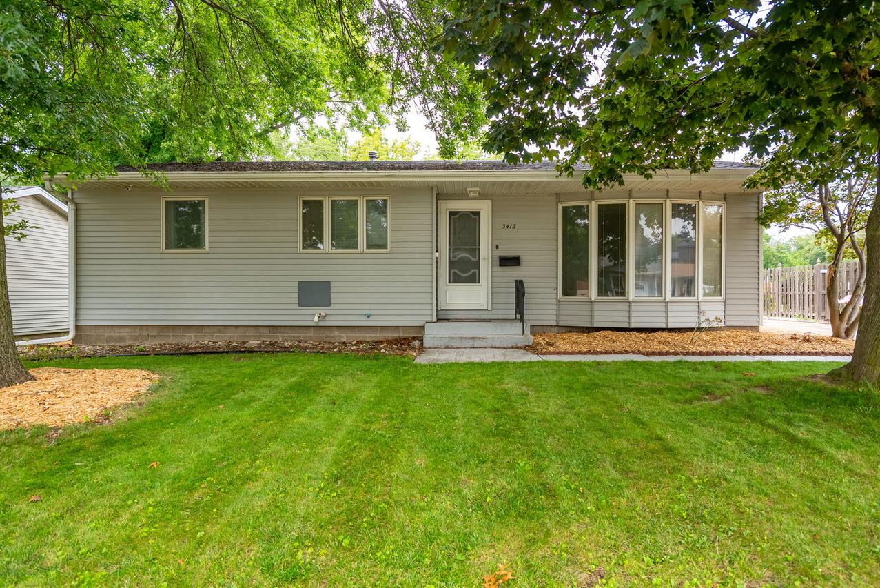 3413 34th Ave., Moline, IL 61265