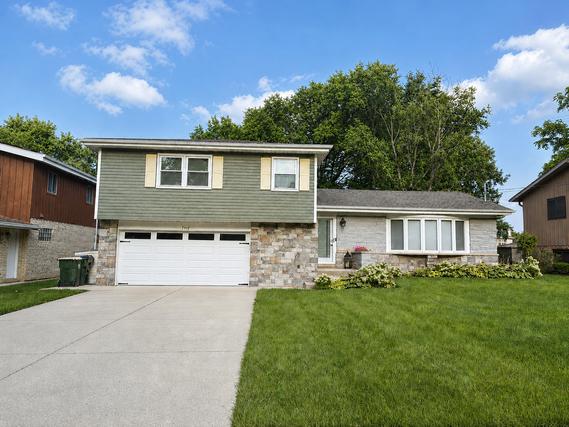 New Homes For Sale This Week That Attend Thomas Middle School: August 14th to August 20th