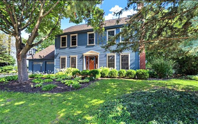 2801 Valley Brook Dr., Champaign, IL 61822