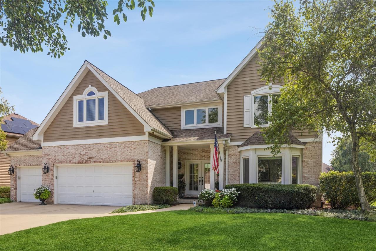 1400 Monarch Cir., Naperville, IL 60564