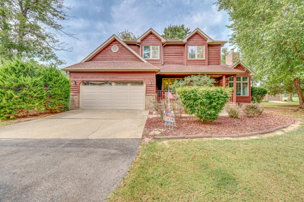 15558 E Country Meadow Rd., Mt Vernon, IL 62864