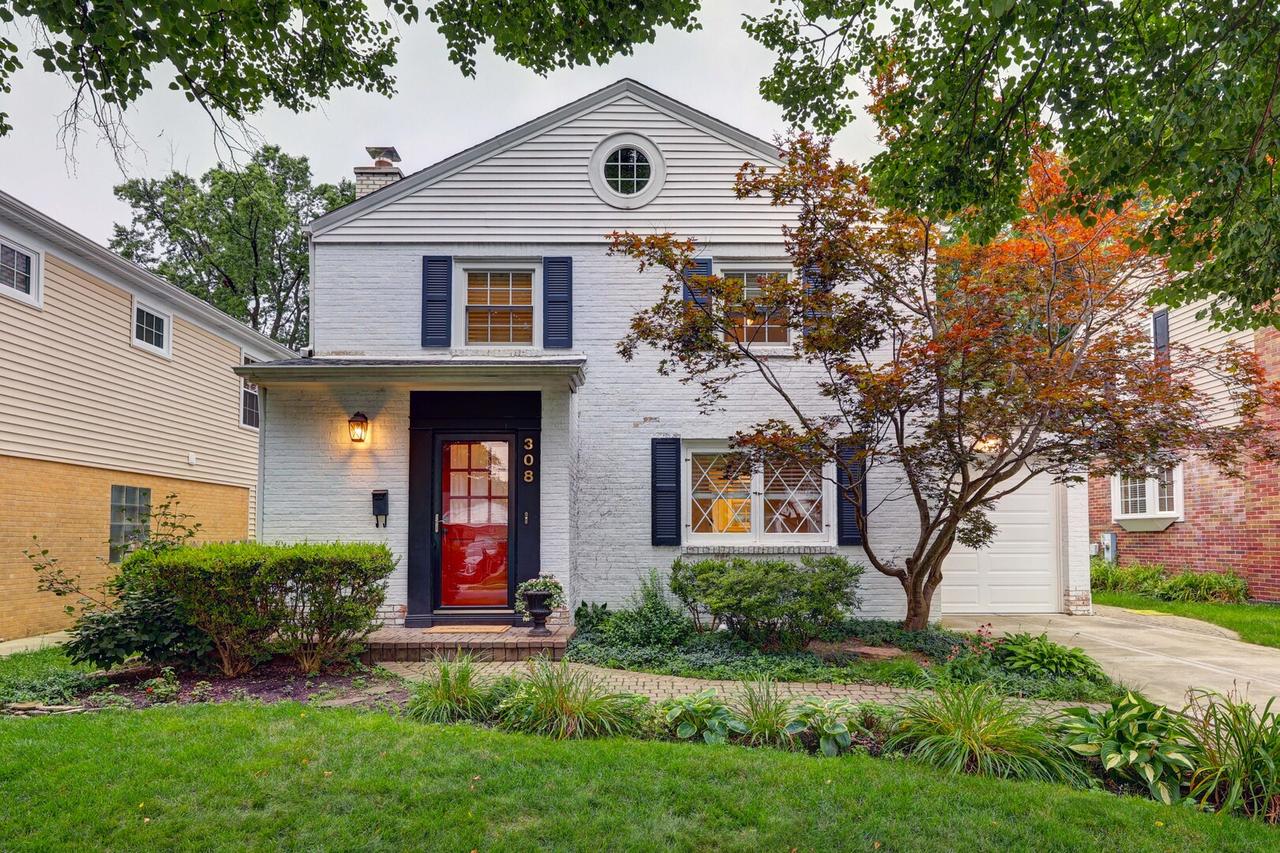 308 S Albert St., Mount Prospect, IL 60056