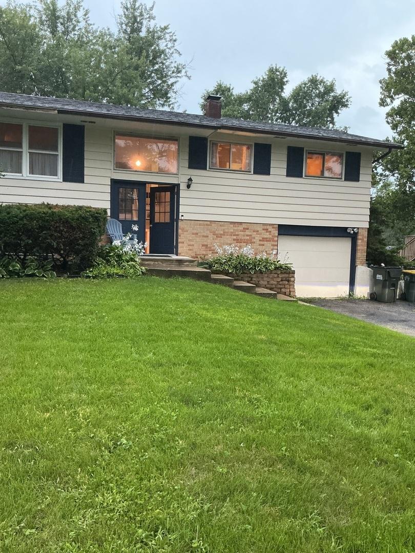 21W205 Coronet Rd., Lombard, IL 60148