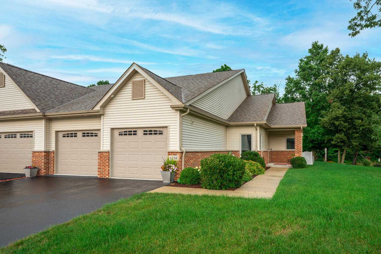 6294 Parks Edge Dr., Loves Park, IL 61111