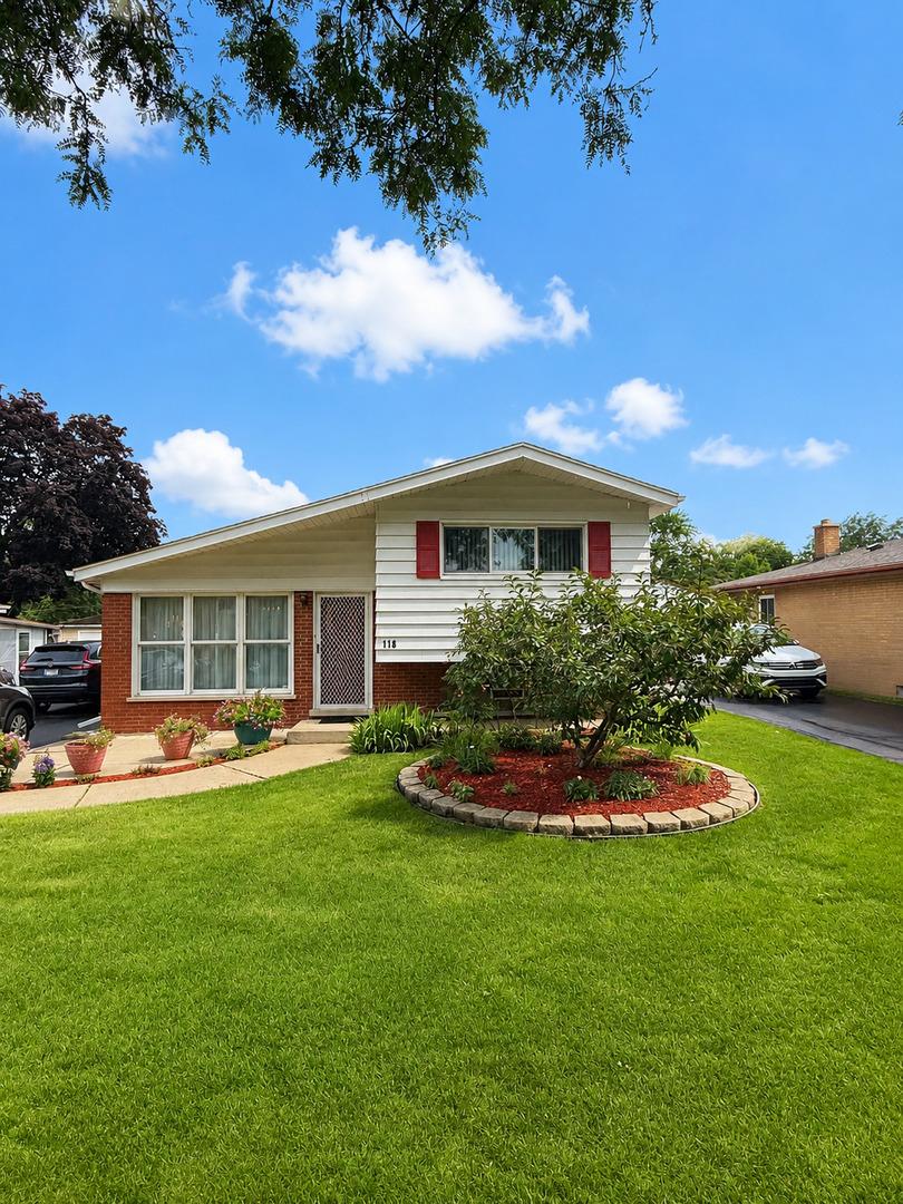 116 N May St., Addison, IL 60101
