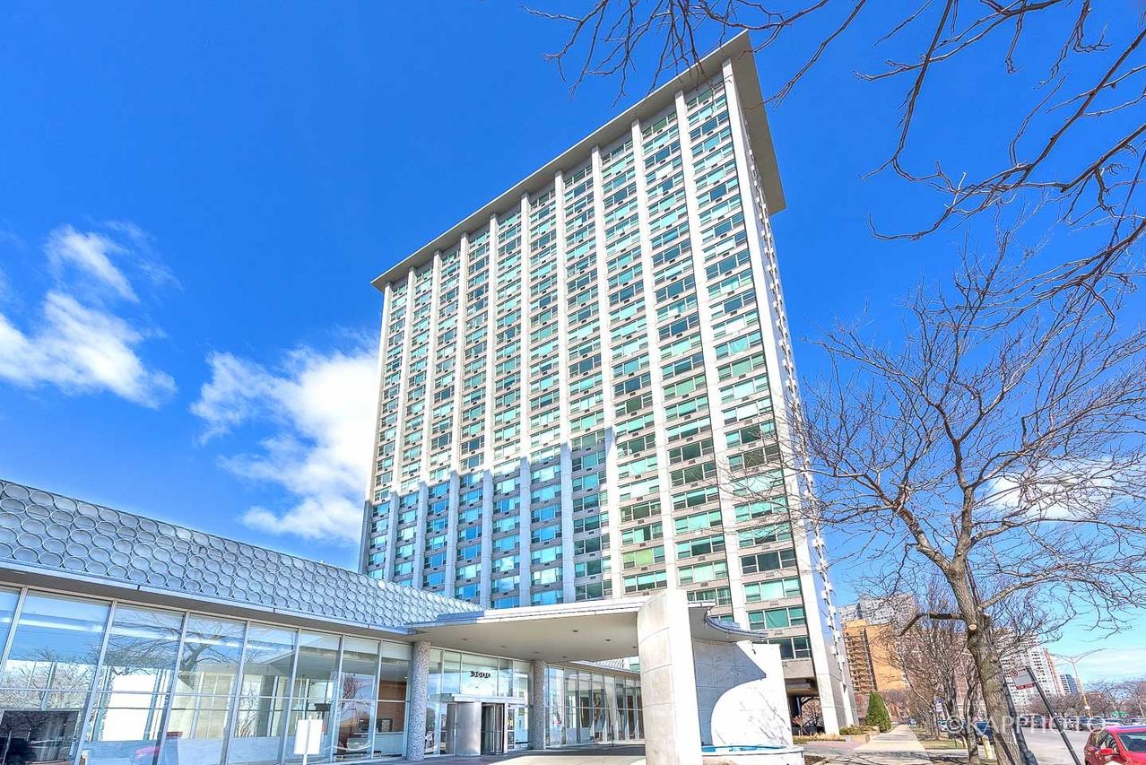 3600 N Lake Shore Dr. #1216, Chicago, IL 60613