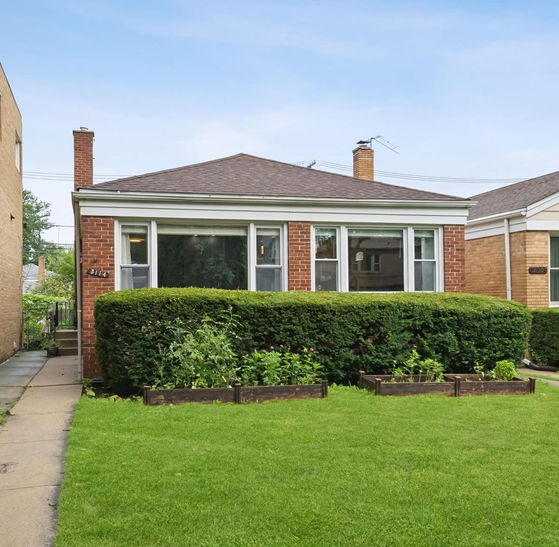 3114 W Jerome St., Chicago, IL 60645