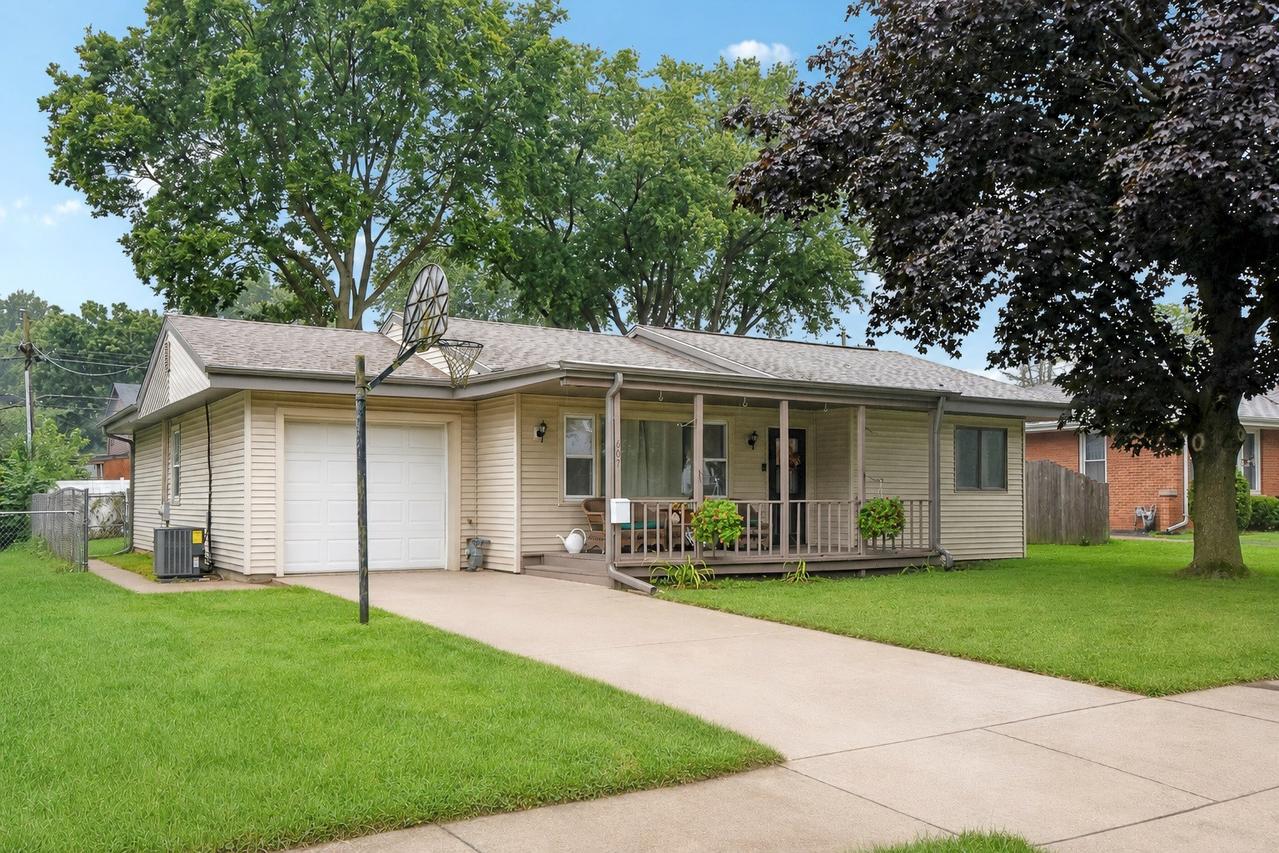 607 Wallace Ave., Morris, IL 60450