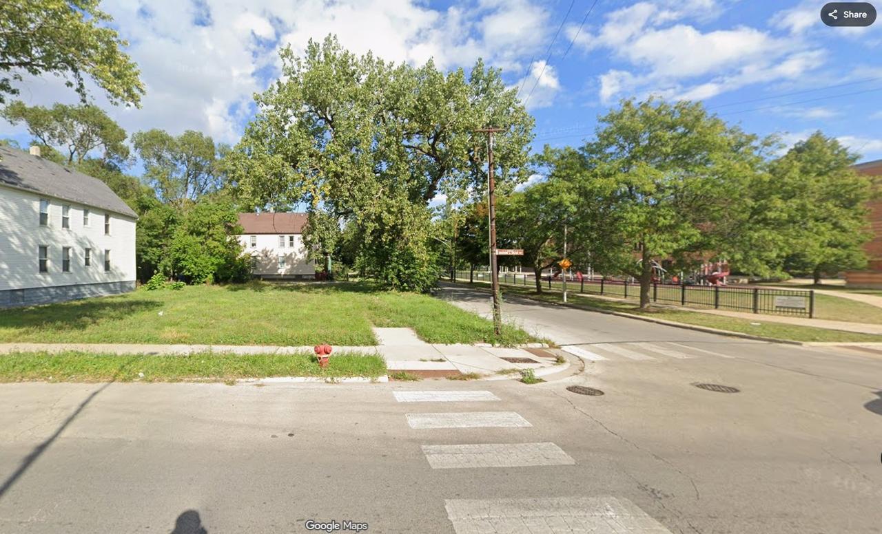 10823 S Wentworth Ave., Chicago, IL 60628