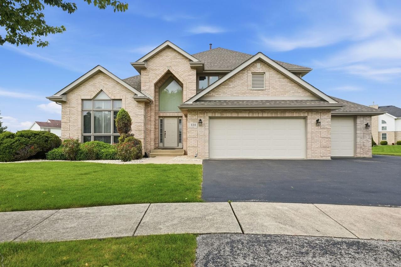 634 Primrose Cir., Matteson, IL 60443