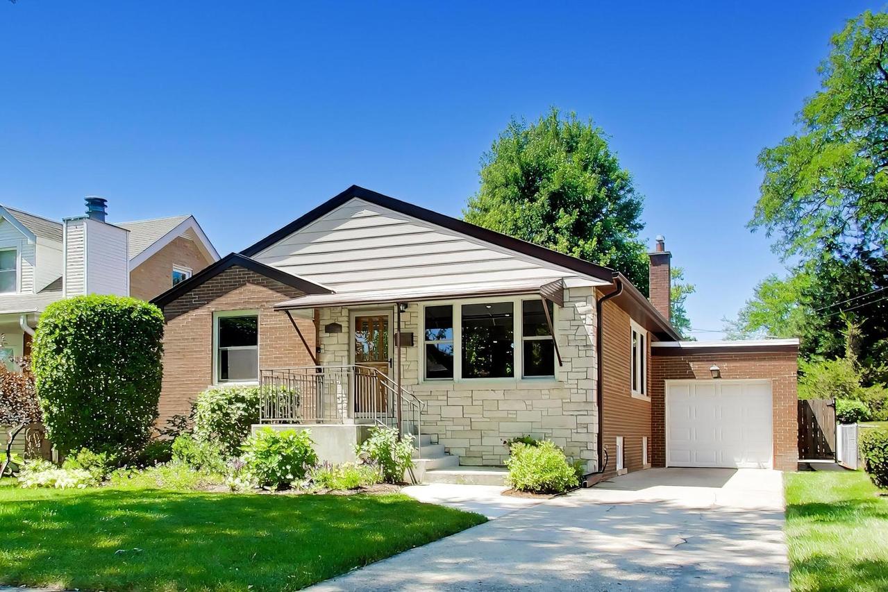 8312 N Oketo Ave., Niles, IL 60714