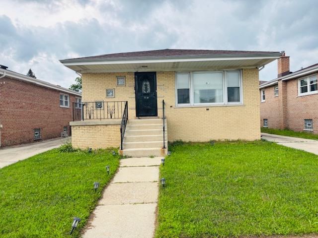 380 Bensley Ave., Calumet City, IL 60409
