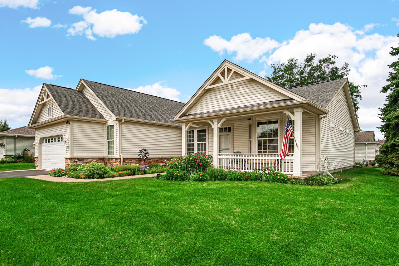 12824 Deer Meadow Ln., Huntley, IL 60142