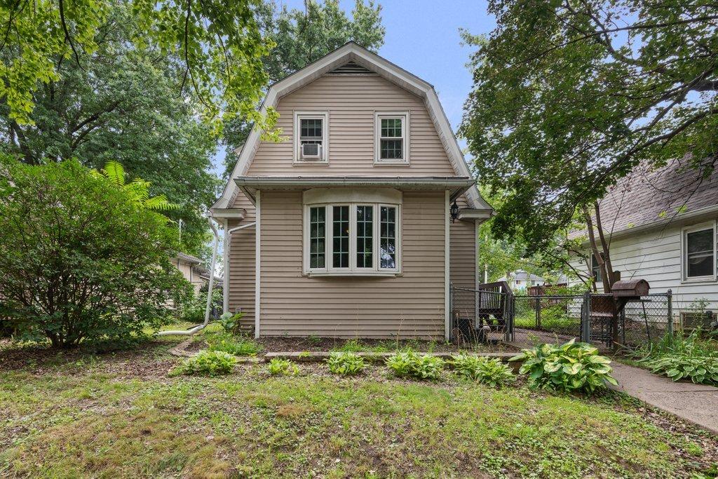 4452 17th Ave., Rock Island, IL 61201