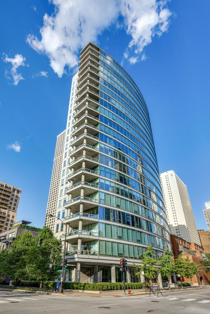30 W Oak St. #7B, Chicago, IL 60610
