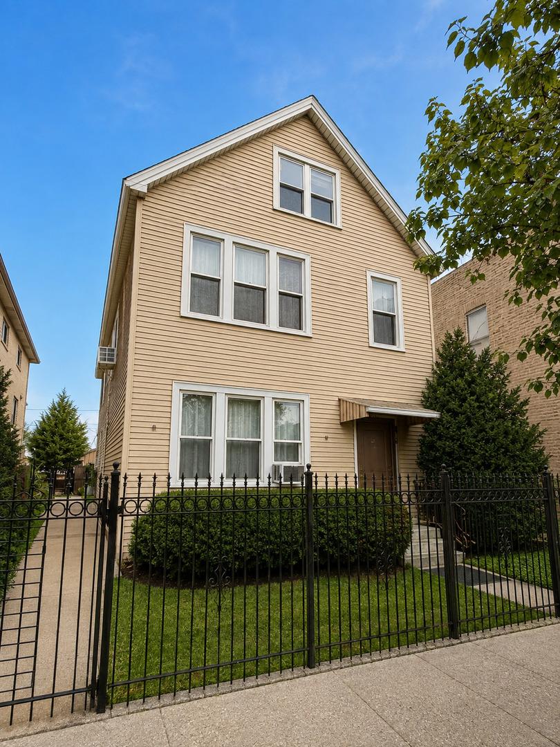 2720 N Monitor Ave., Chicago, IL 60639