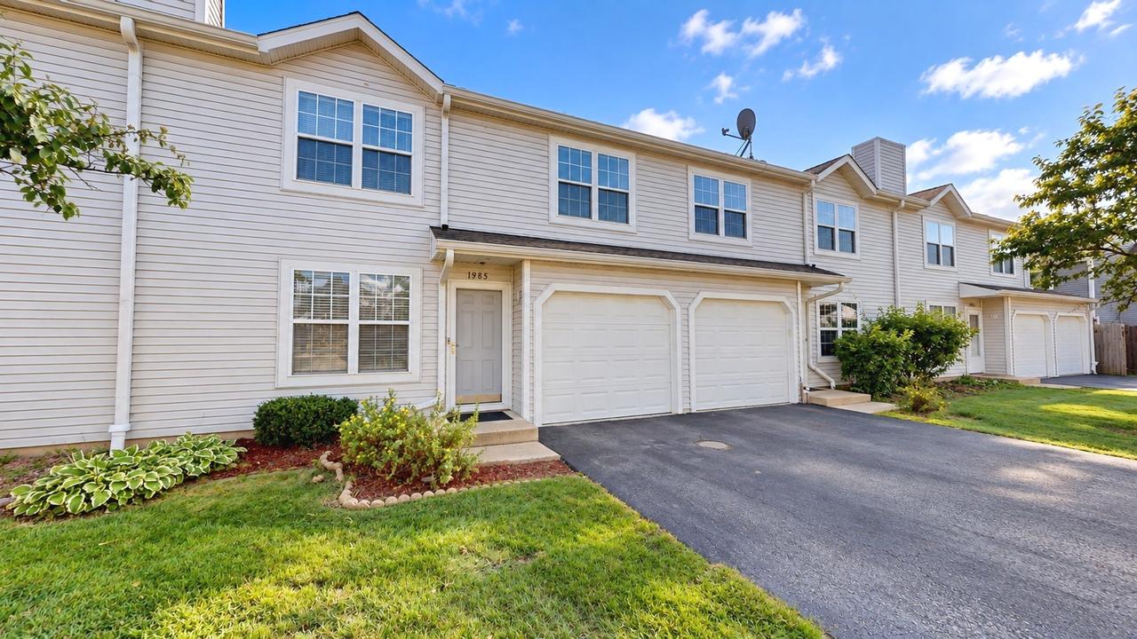 1985 Westview Ln., Round Lake Beach, IL 60073