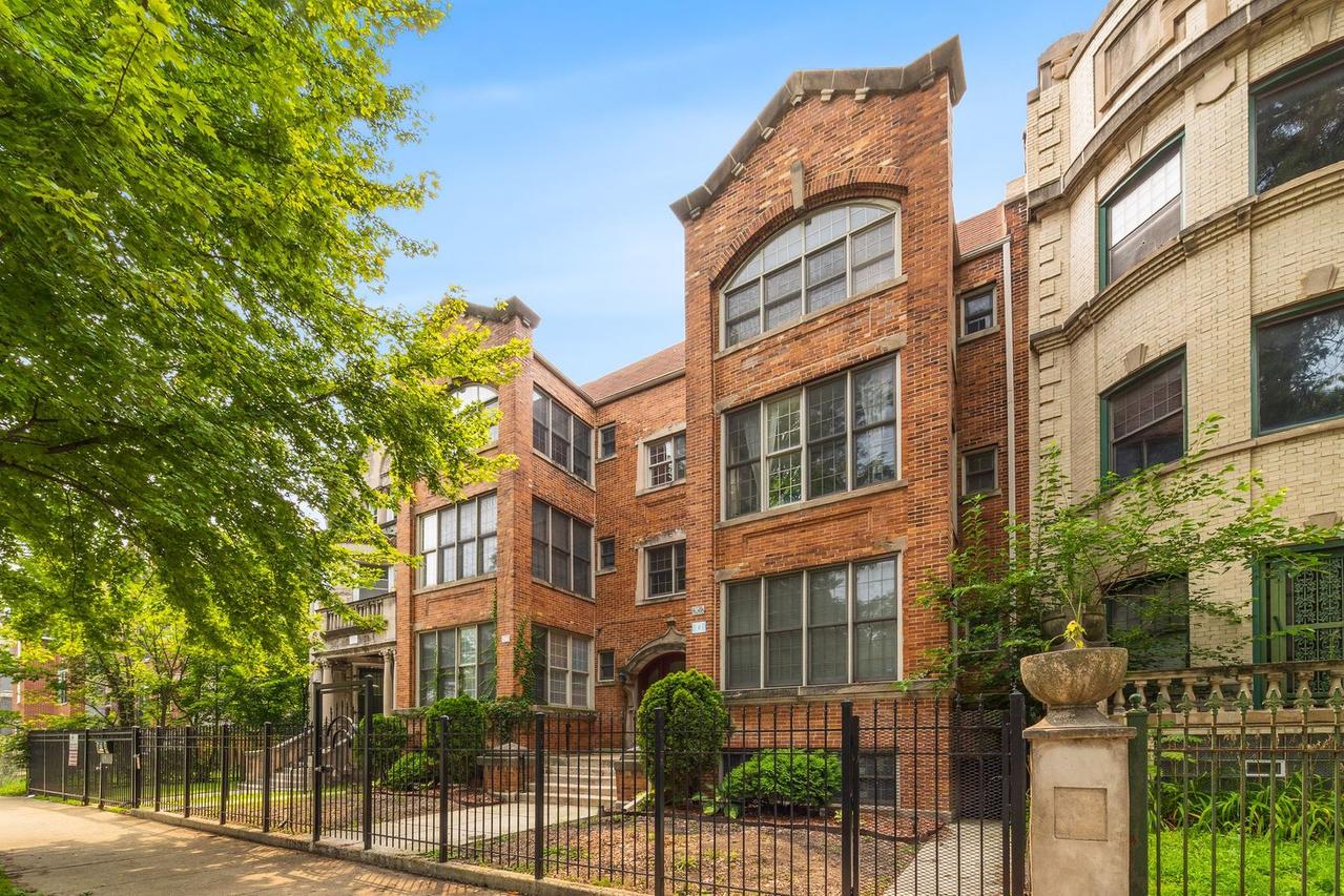 4326 S King Dr. #2, Chicago, IL 60653