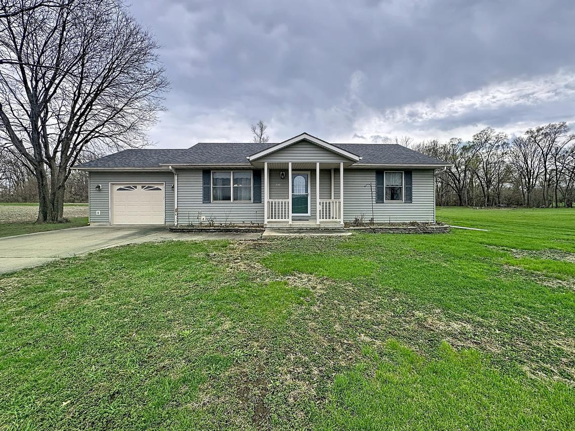 2524 Big Island Pkwy., Milan, IL 61264