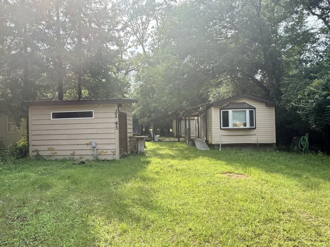 21-43 Woodhaven Lakes, Sublette, IL 61367