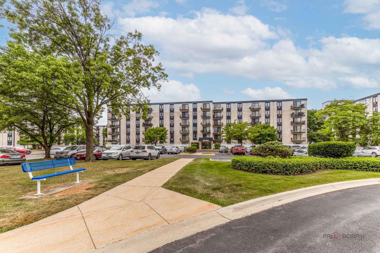 [Address Hidden by Seller], Niles, IL 60714