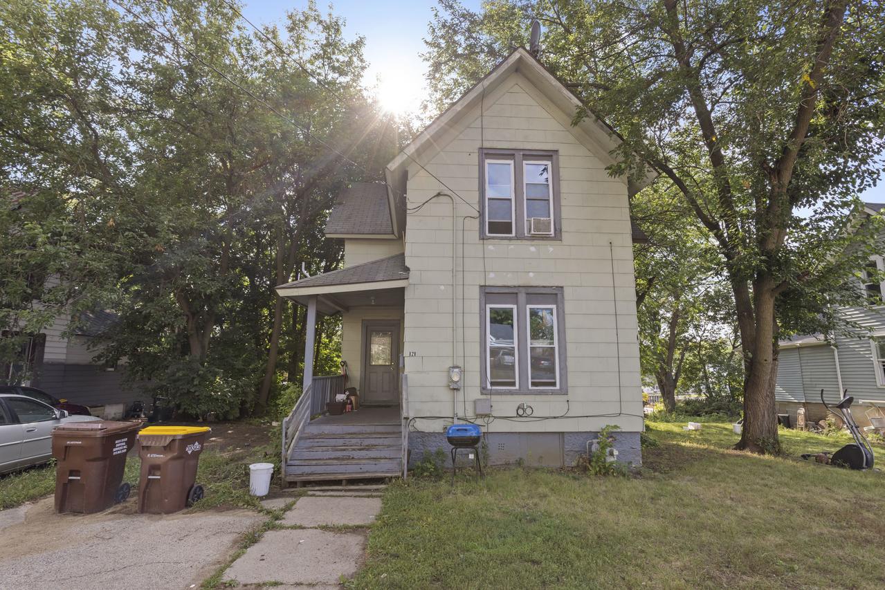 828 N Winnebago St., Rockford, IL 61103