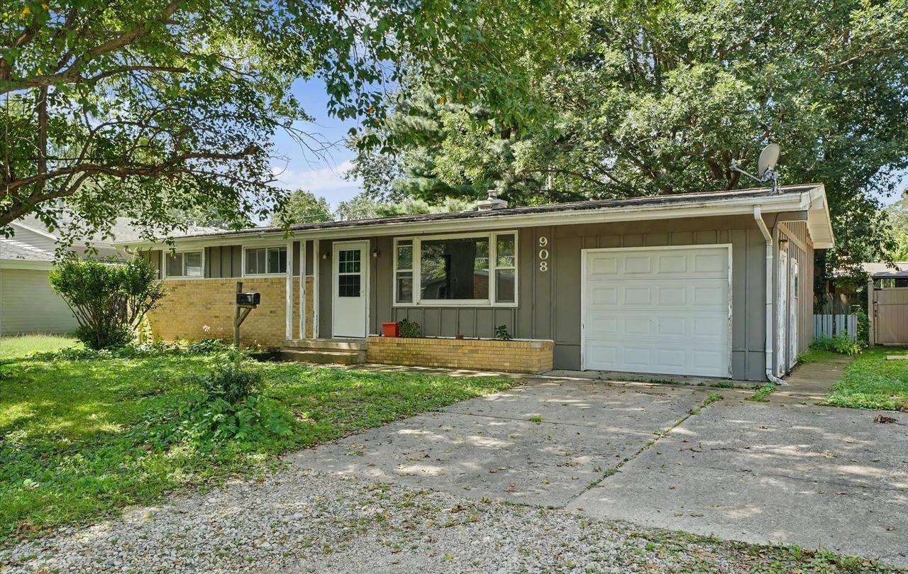 [Address Hidden by Seller], Monticello, IL 61856