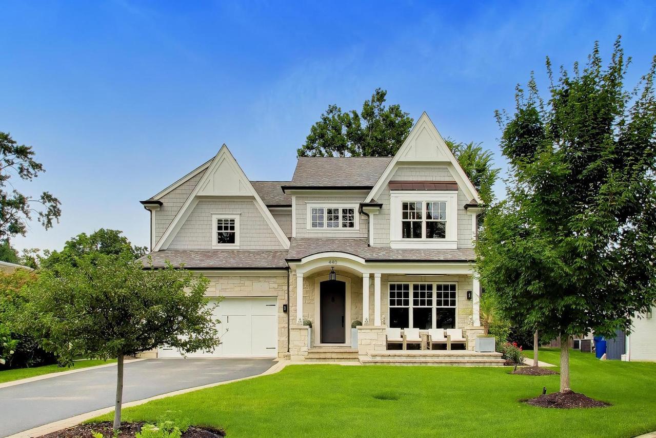 440 Sunset Dr., Wilmette, IL 60091
