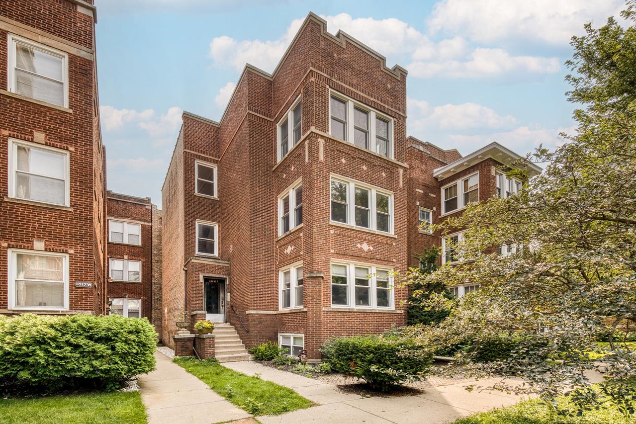 1621 W Rascher Ave. #3, Chicago, IL 60640