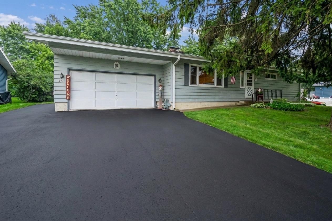 41061 N 3rd St., Antioch, IL 60002