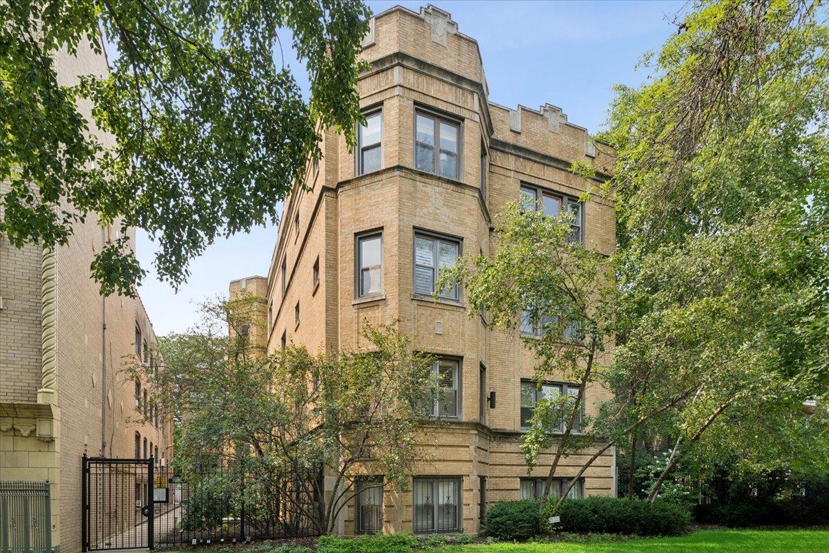 4446 N Wolcott Ave. #2B, Chicago, IL 60640
