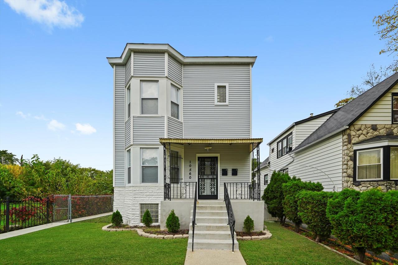 10560 S Lafayette Ave., Chicago, IL 60628